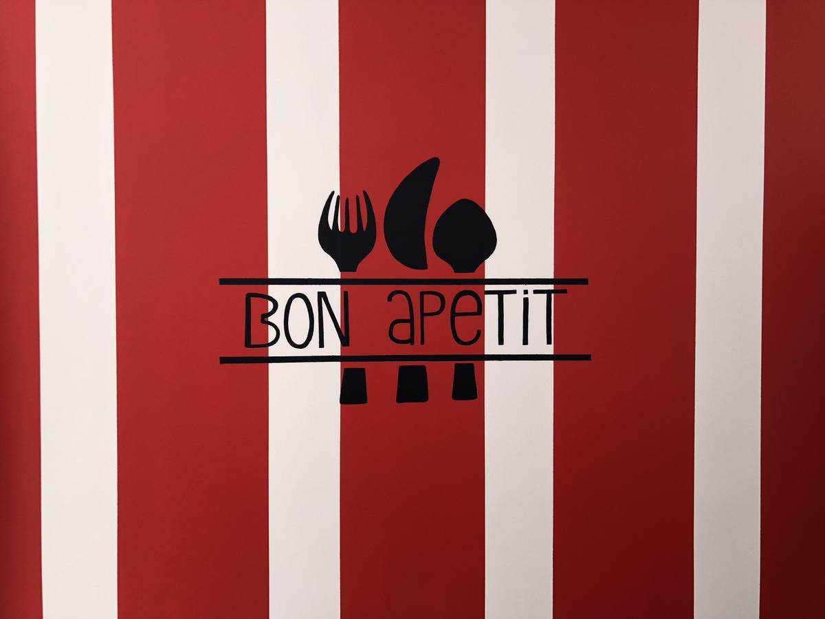 Bon Apetit Apartament Liov Exterior foto